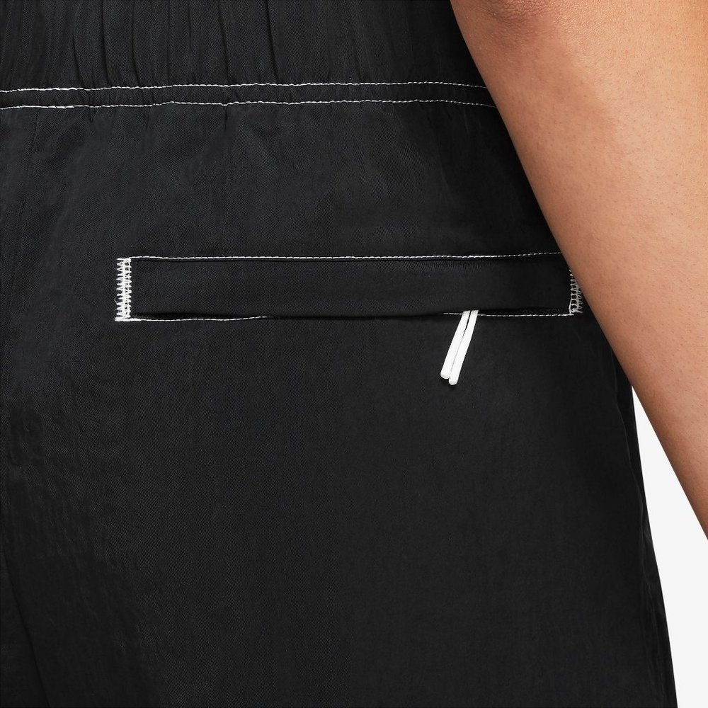 NWT Nike Women's Swoosh Woven Easy Shorts - Picture 4 of 4